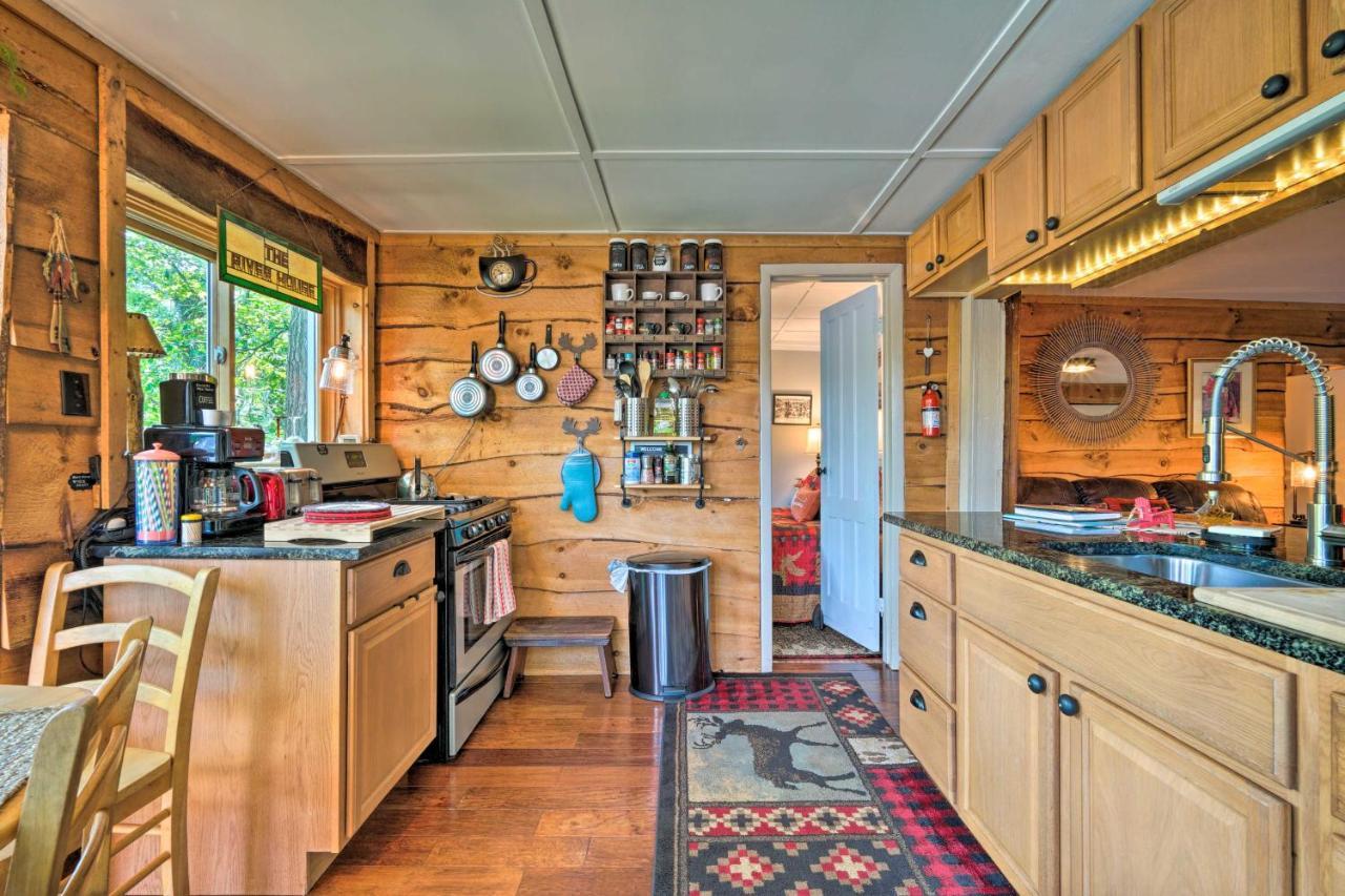 Adirondack Mountains Cottage Near Gore Mountain! Warrensburg Buitenkant foto
